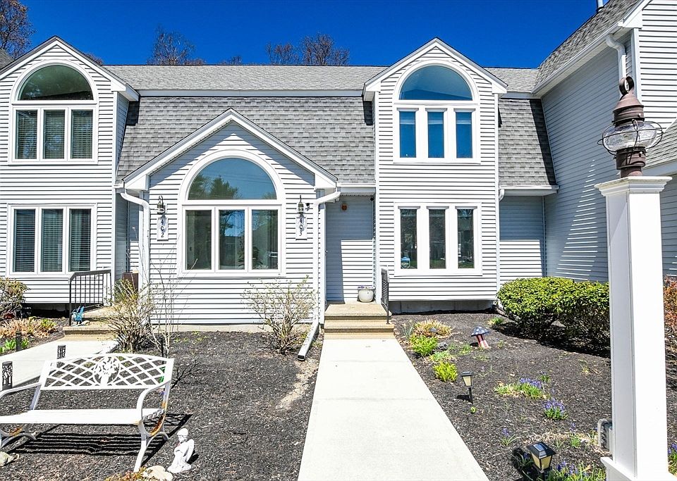 1st image of 35 Pilgrim Village Rd APT 403