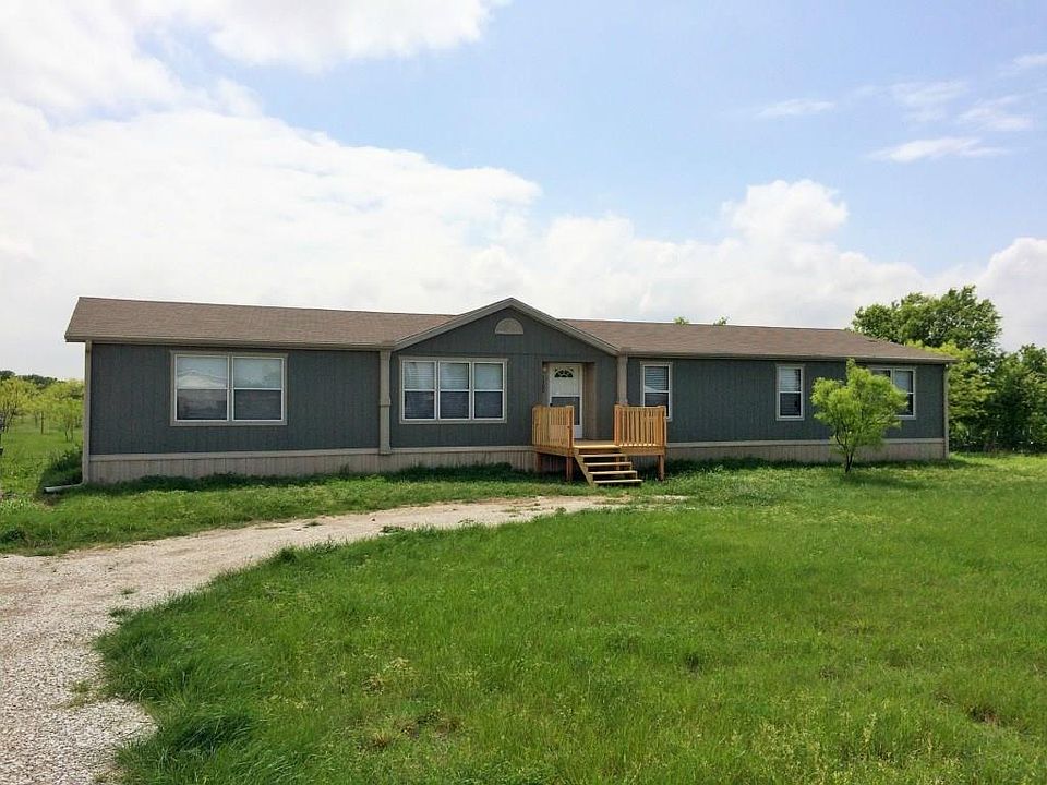 1st image of 1300 Izzy Ln