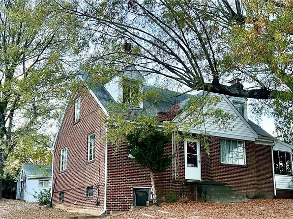 524 Floral Ave, Colonial Heights, VA 23834