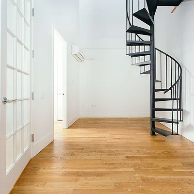 Rented by Nooklyn NYC LLC | media 31