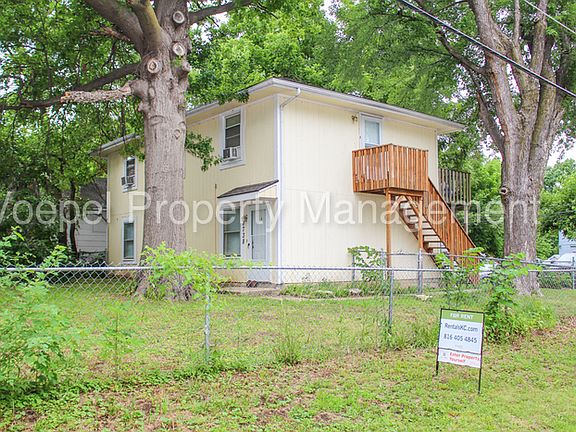 2nd image of 8738 E Thompson Ave