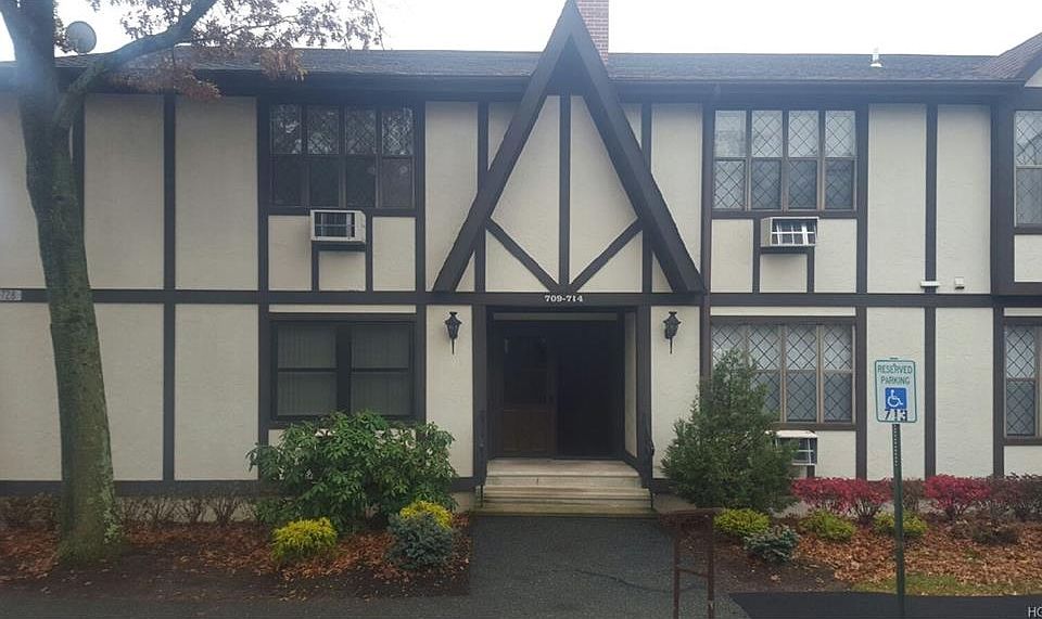 1st image of 710 Sierra Vista Ln