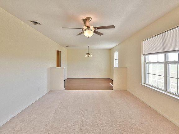 5th image of 11210 Wind Hollow Ct