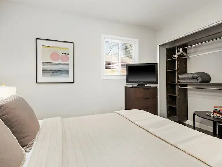 3183 Merrill Ave — Photo 12