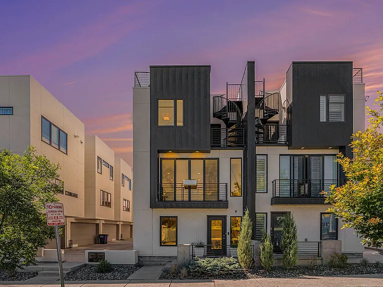 3402 W 18th Ave — Photo 3
