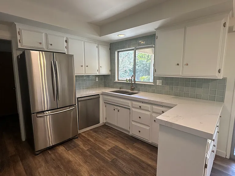 5708 Wilhelmina Ave — Photo 5