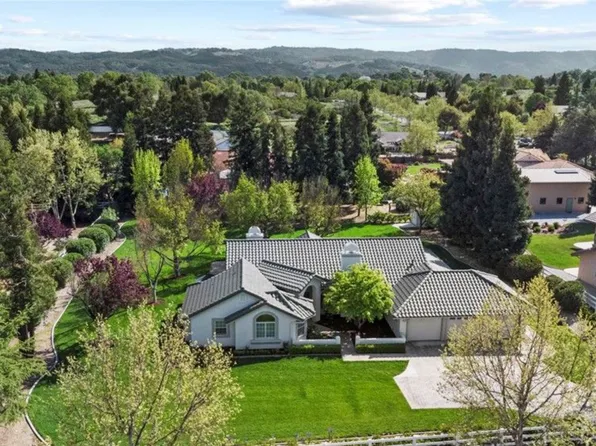 1609 Tanager Ct, Templeton, CA 93465