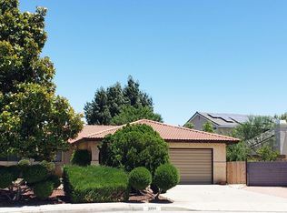 3209 Versailles Ct, Lancaster, CA 93536