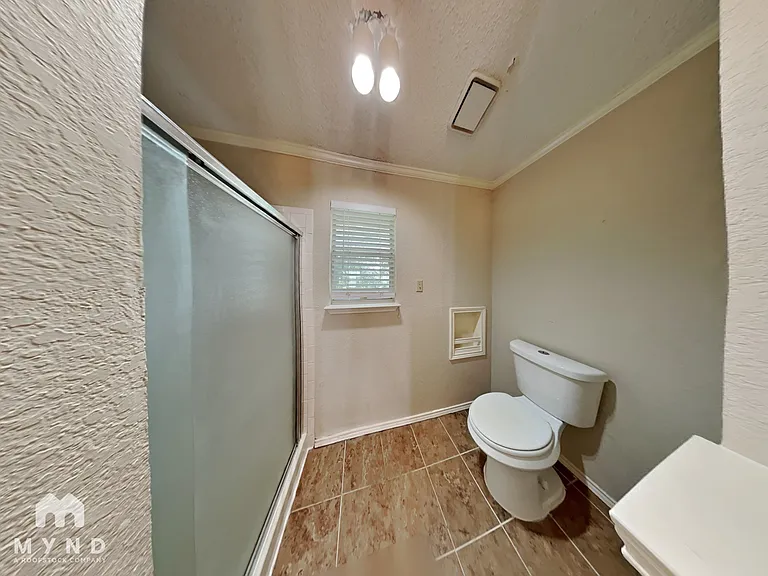 3205 Meadowview Dr — Photo 19