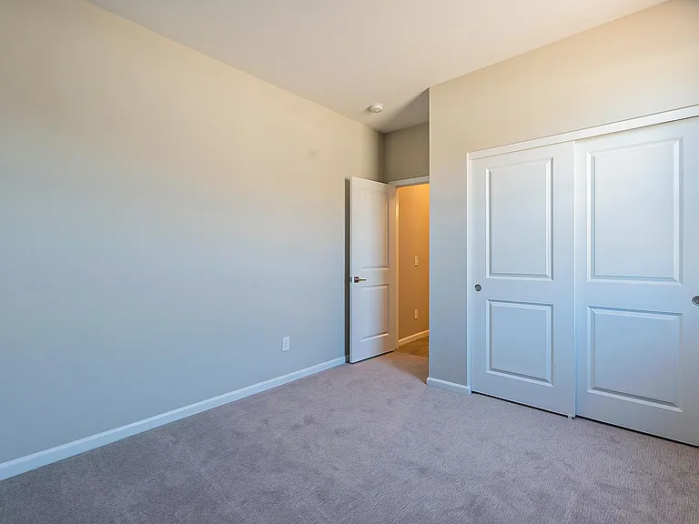 1434 E Pisa Dr — Photo 22