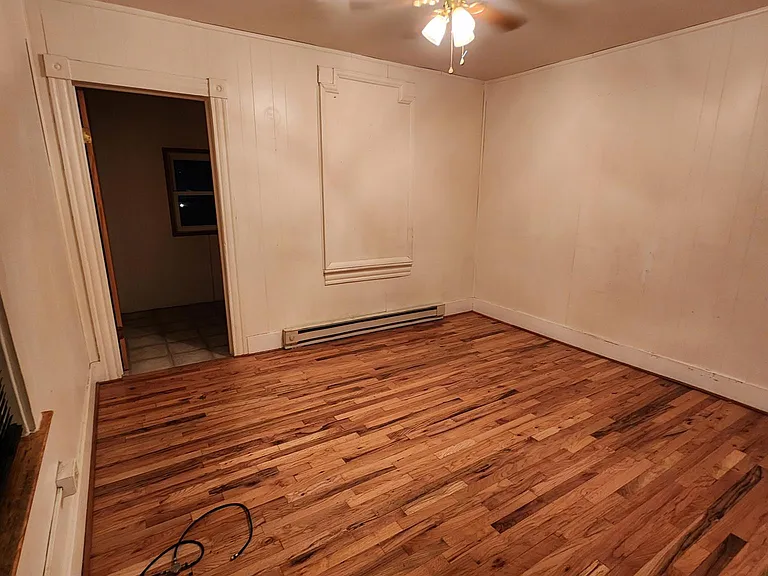 1304 Virginia Ave #2 — Photo 3
