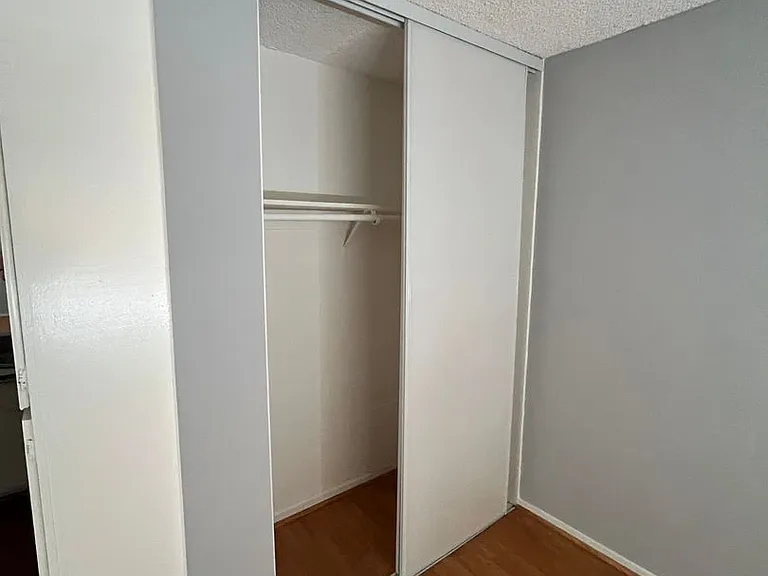 400 S. Kingsley Drive — Photo 54