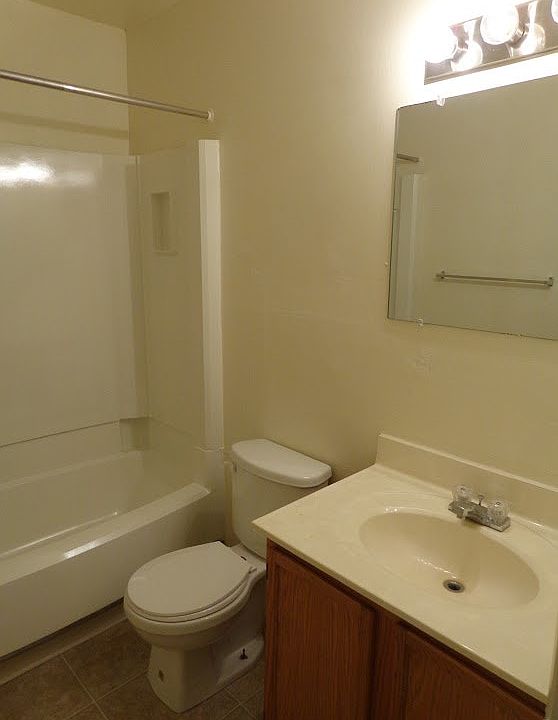2nd image of 5623 Danvers Rd