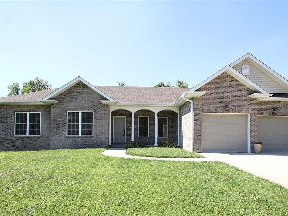 1st image of 2305 Pebble Creek Dr