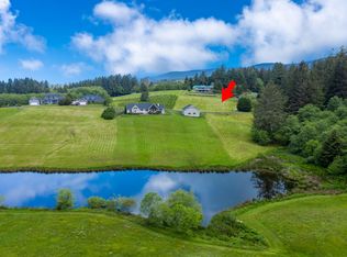 1 Meadowood Ln, Tillamook, OR 97141