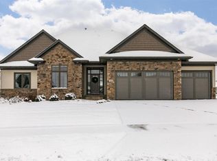 1244 Ava Cir, Iowa City, IA 52246