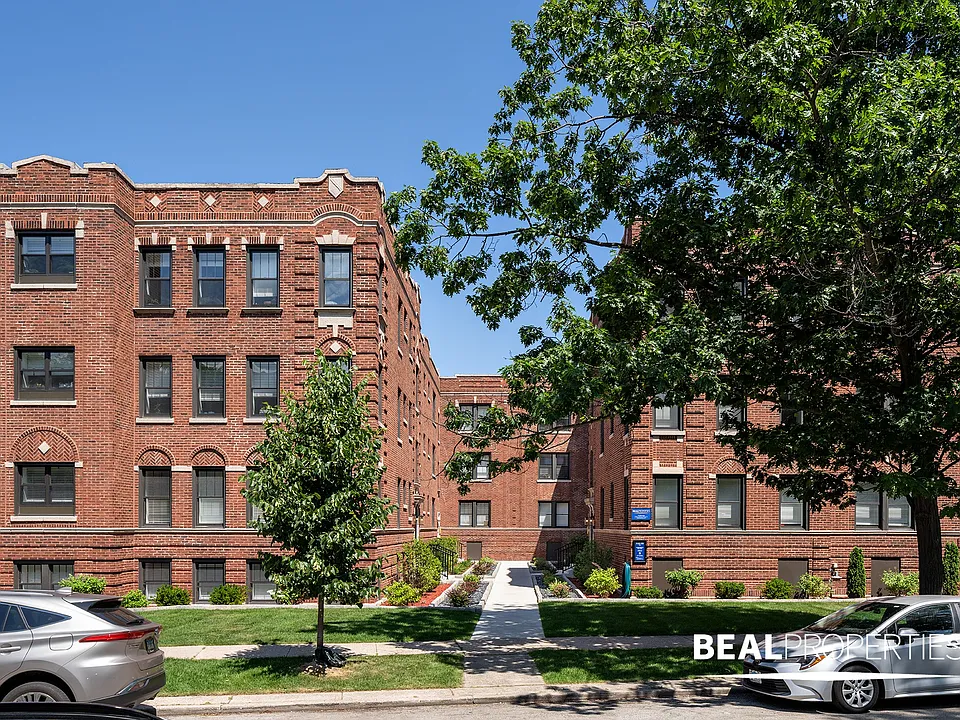 1133-1139 Oak Ave