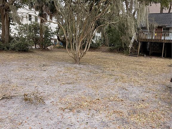 2nd image of 325 Neptune Rd