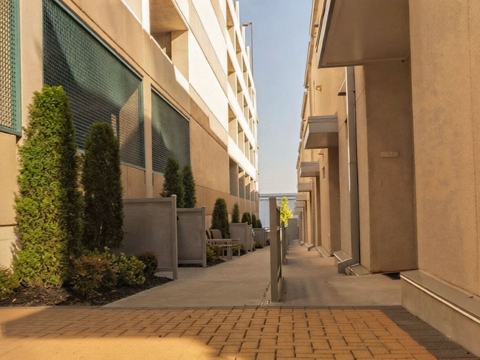 2nd image of 102 S Boulder Ave #9