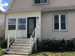 913 N Hampton St, Bay City, MI 48708