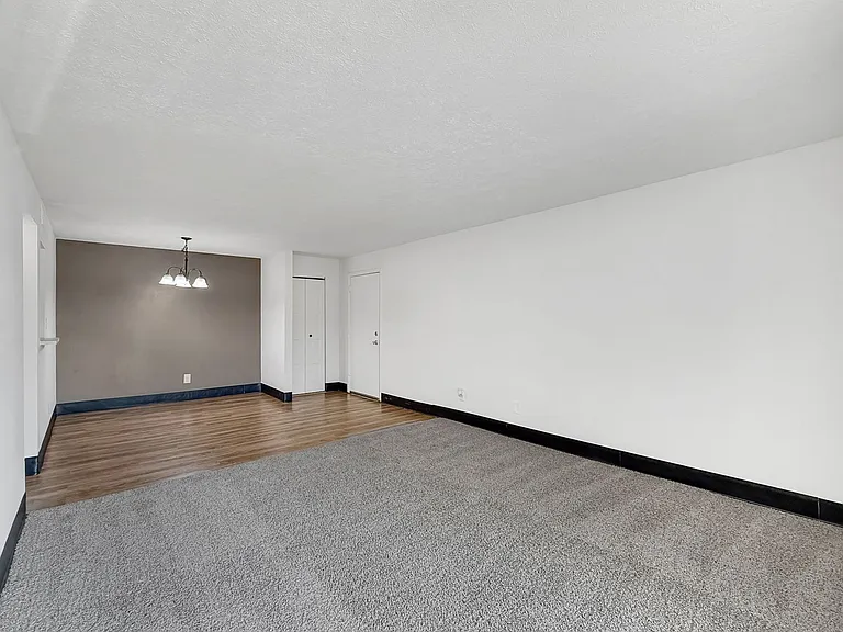 5560 E Virginia St — Photo 6