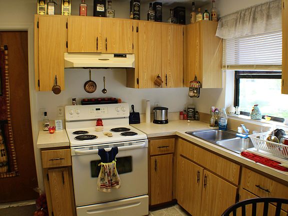 2nd image of 8503 Coquina Avenue