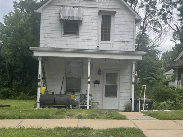 7443 Hoover Ave, Saint Louis, MO 63117