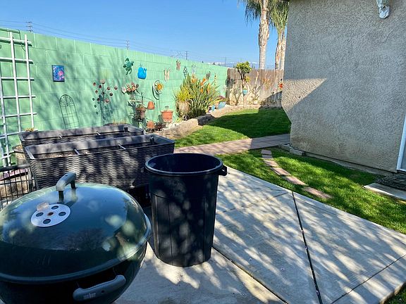 5th image of 1218 E Mesa Ct