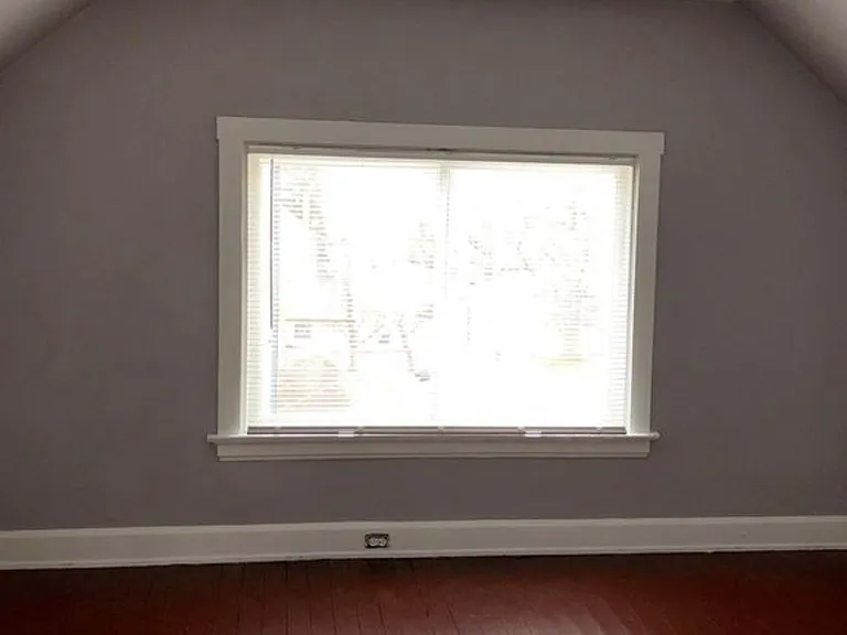 2437 Robertson Ave #2 — Photo 15