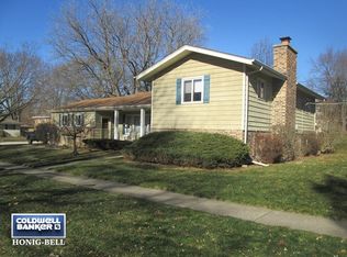 410 Schuett St, Algonquin, IL 60102