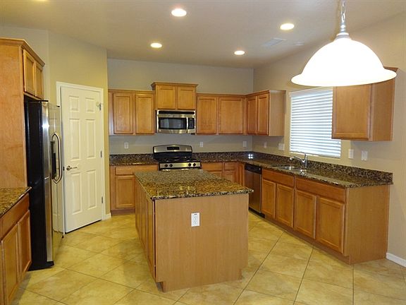 4th image of 30206 W Sheila Ln
