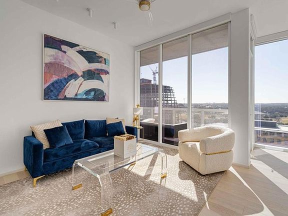 5th image of 301 West Ave #1508