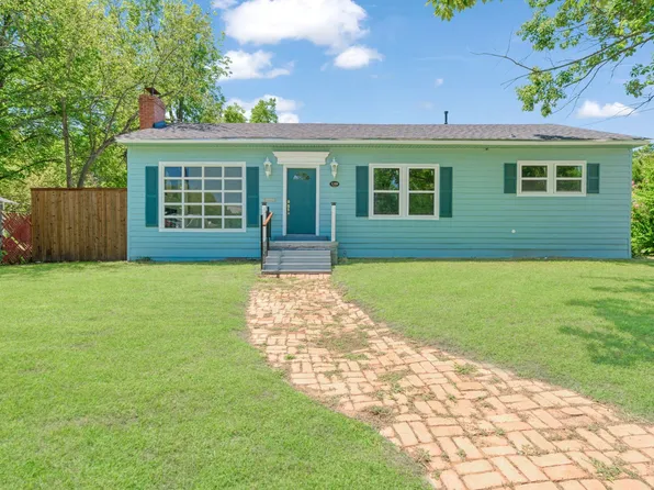 1100 Pine Bluff St, Paris, TX 75460