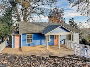 8209 F St, Chesapeake Beach, MD 20732