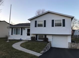 5656 Pheasant Hollow Dr, Toledo, OH