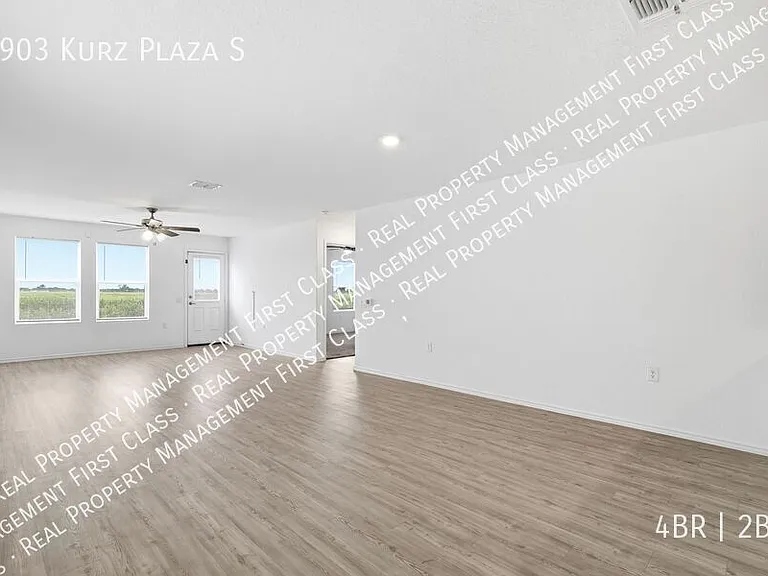 3903 Kurz Plz — Photo 9
