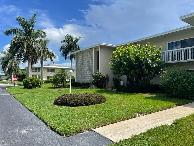 1 bed, 1.0 bath, 754 sqft, $1,450 — Photo 1