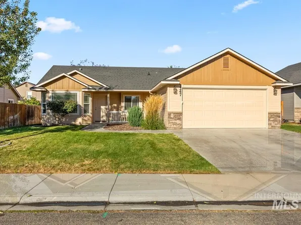 2247 N Viewhill Ave, Meridian, ID 83646