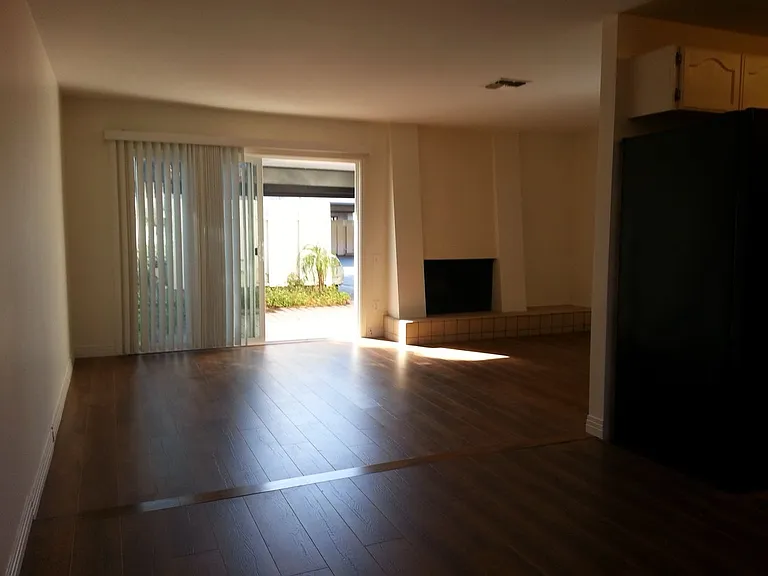 4213 Loma Riviera Ln — Photo 19