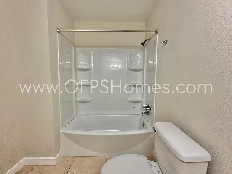 4490 Highway 87 N — Photo 24