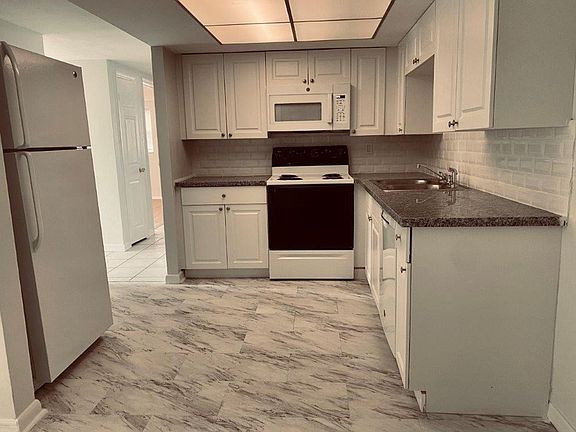 4th image of 12903 College Hill Dr