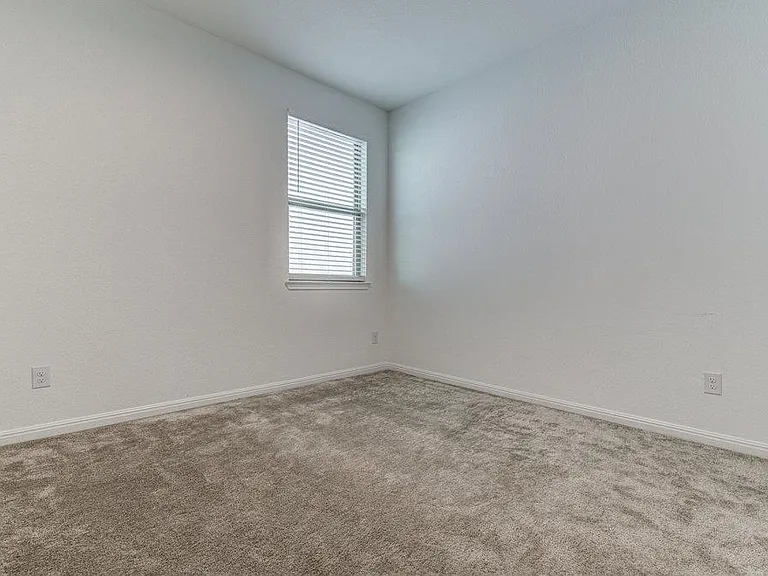 4537 Lucabella Ln — Photo 16