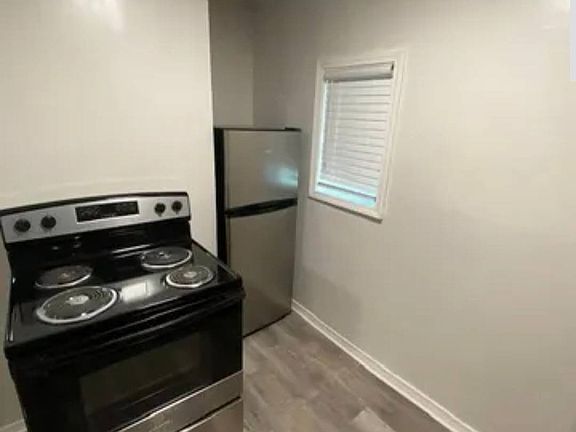 4th image of 4 Jefferson St