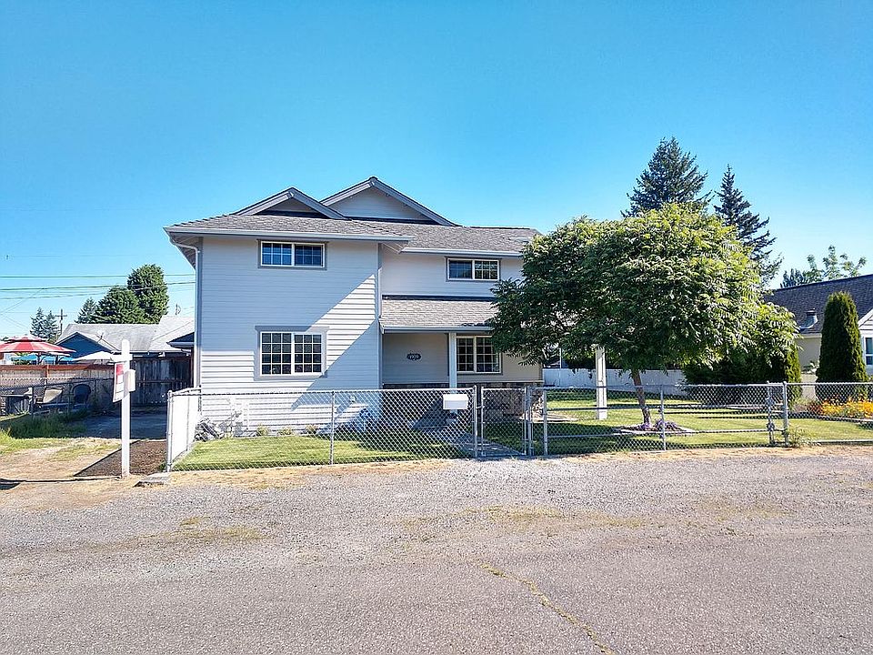 1st image of 1909 6th St