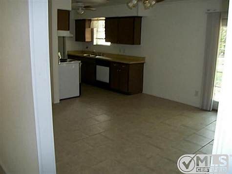 5th image of 515 E Fairmeadows Dr
