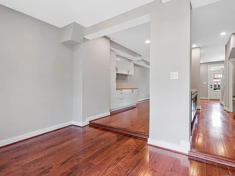 413 Buchanan St NW — Photo 15