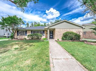 6030 Warm Springs Rd, Houston, TX 77035