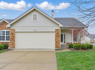 646 Hawk Run Dr #44A, O'Fallon, MO 63368