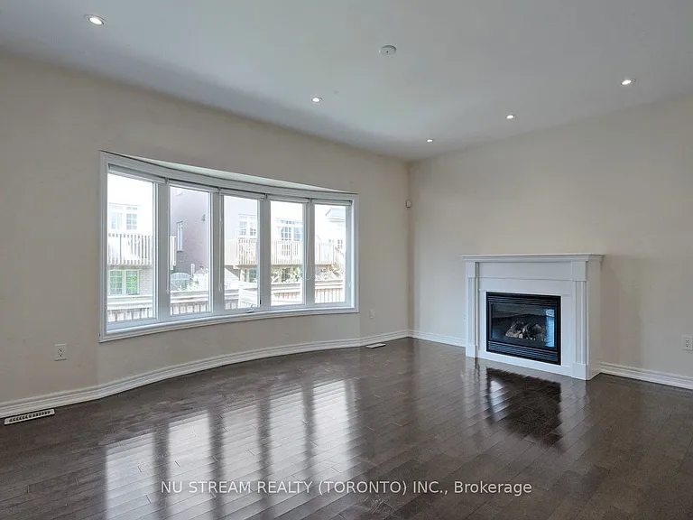 73 Serano Cres — Photo 5