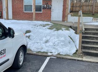 330 Spring St APT 15, Charlestown, IN 47111